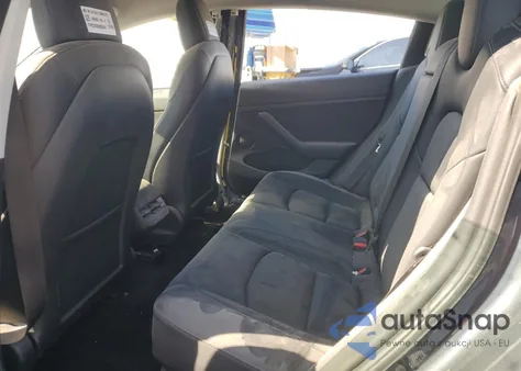 2022 Tesla Model 3 z USA, uszkodzony, nr VIN 5YJ3E1EA0NF187626